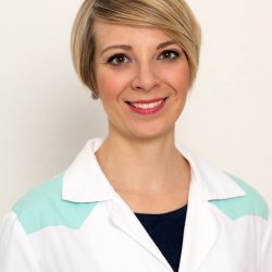 dr. Rózsa Annamária bőrgyógyász